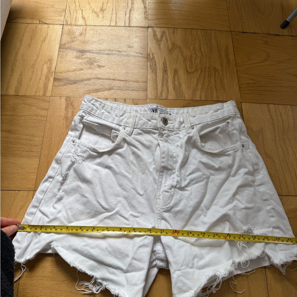 Zara White Jean Shorts Distressed High-Waisted - Picture 4 of 5